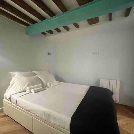 Ferienwohnung Paris Le Marais Duplex Exterior foto
