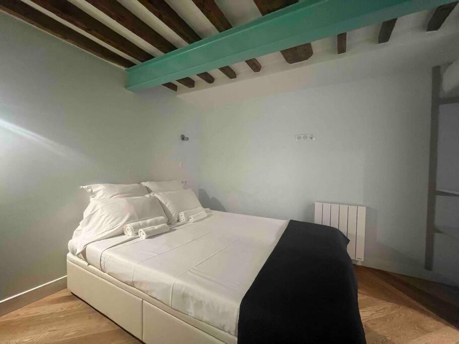 Ferienwohnung Paris Le Marais Duplex Exterior foto